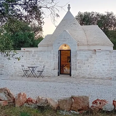 Trulli Chirulli Vakantiehuis Ceglie Messapica